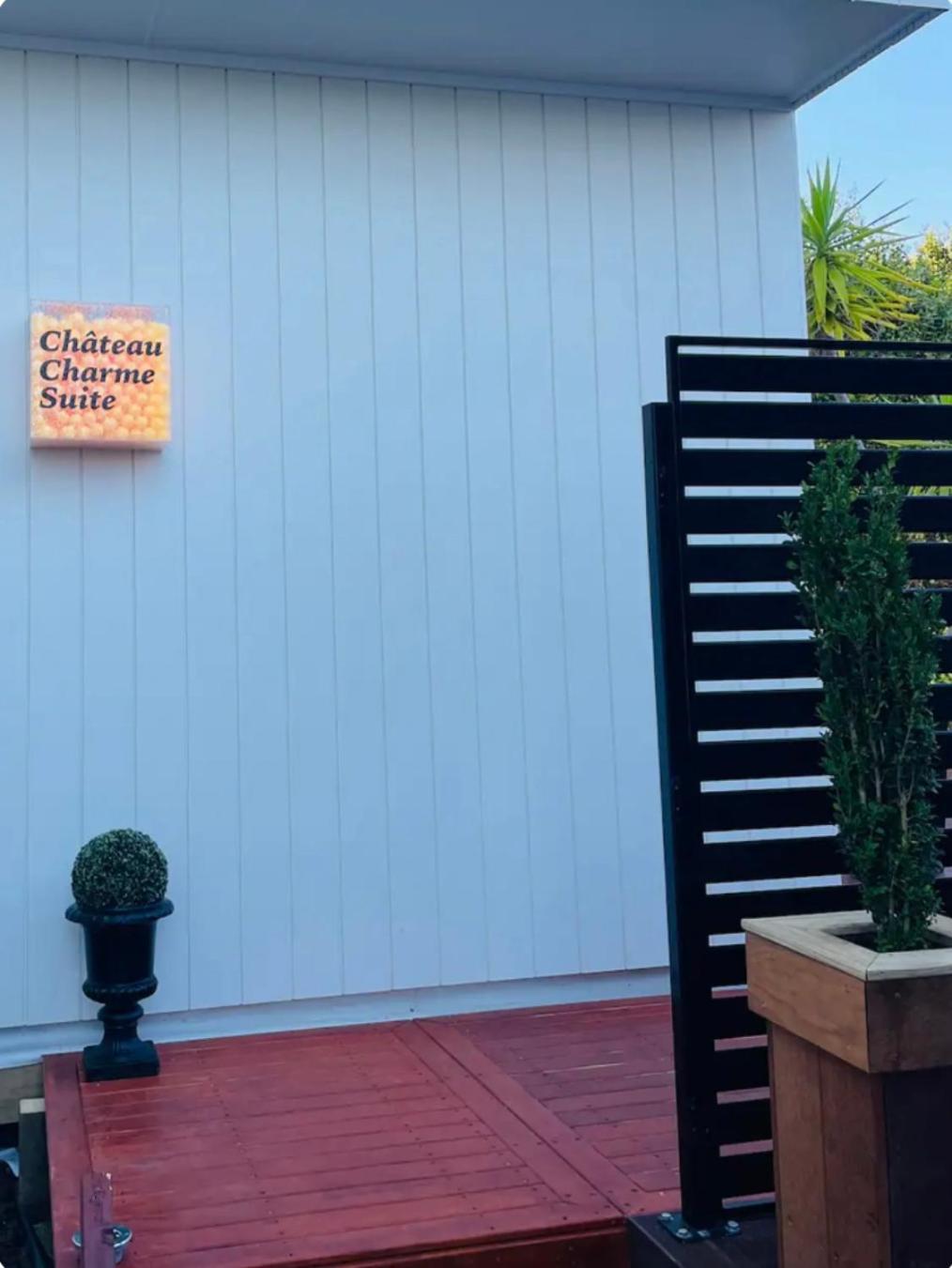 Delightful Little House & Chateau Charme Suite Auckland Bagian luar foto